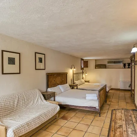 Mas Fuselles Country house Girona
